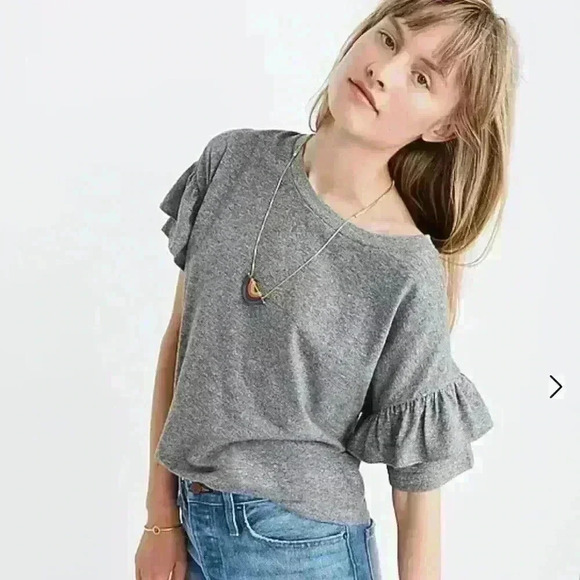 Madewell Ruffle Sleeve blouse relaxed fit, comfortable material, classy #M0079 - Picture 2 of 10